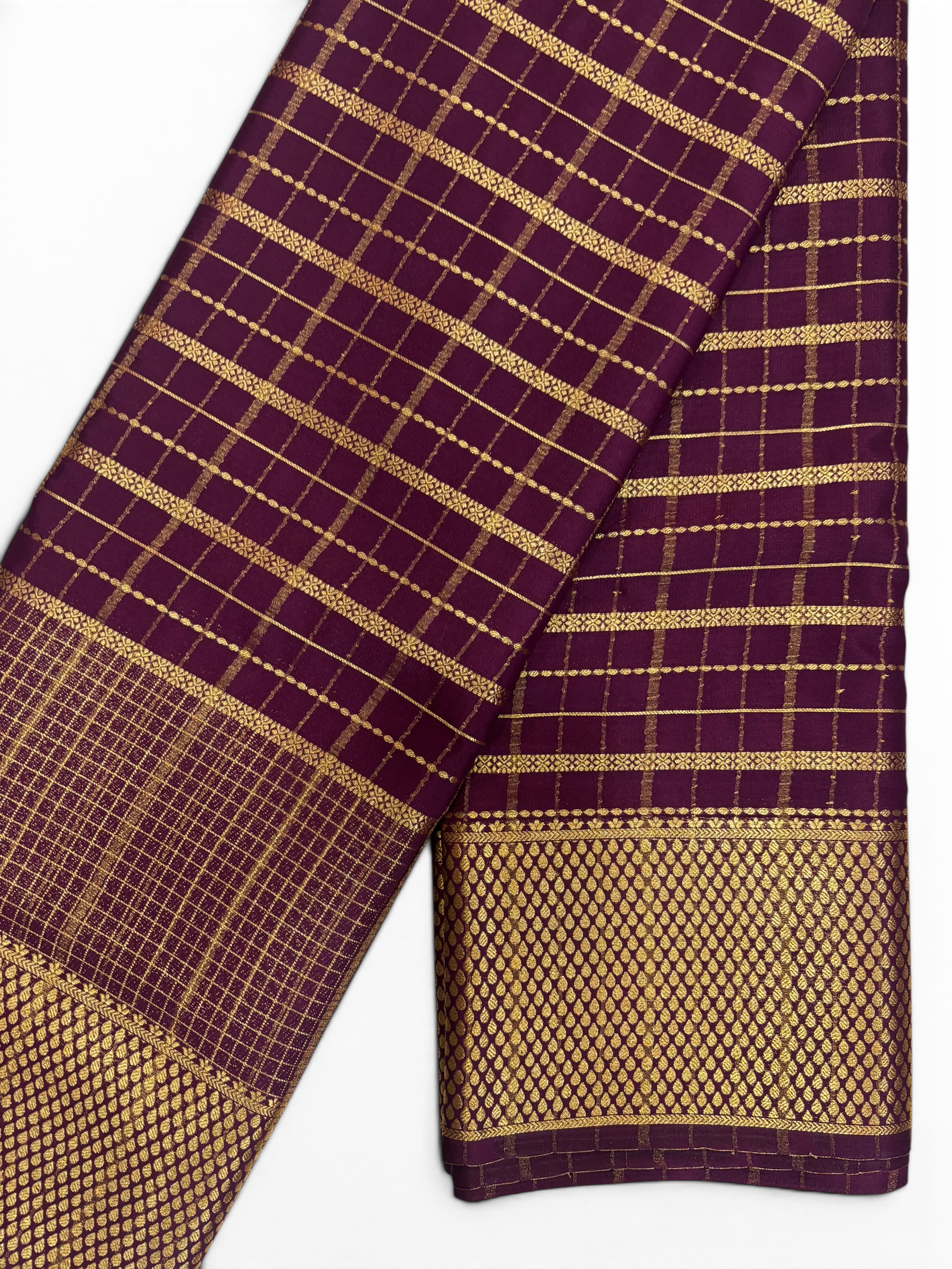 Premium Crepe Silk Self Wine Chex Saree (SMI6941_4)