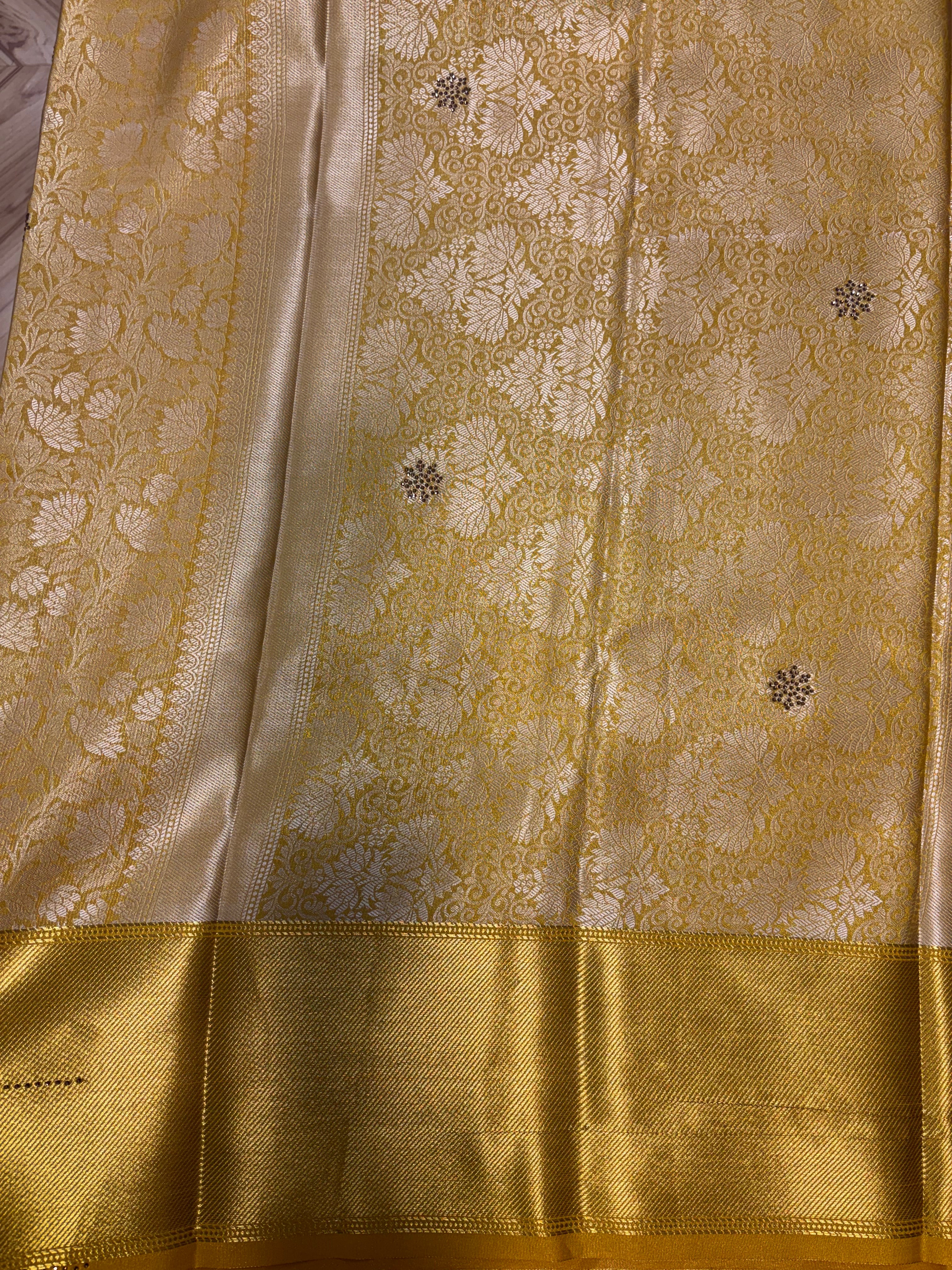 Trending Golden Soft Semi Silk Saree with Stone (NHM5820)