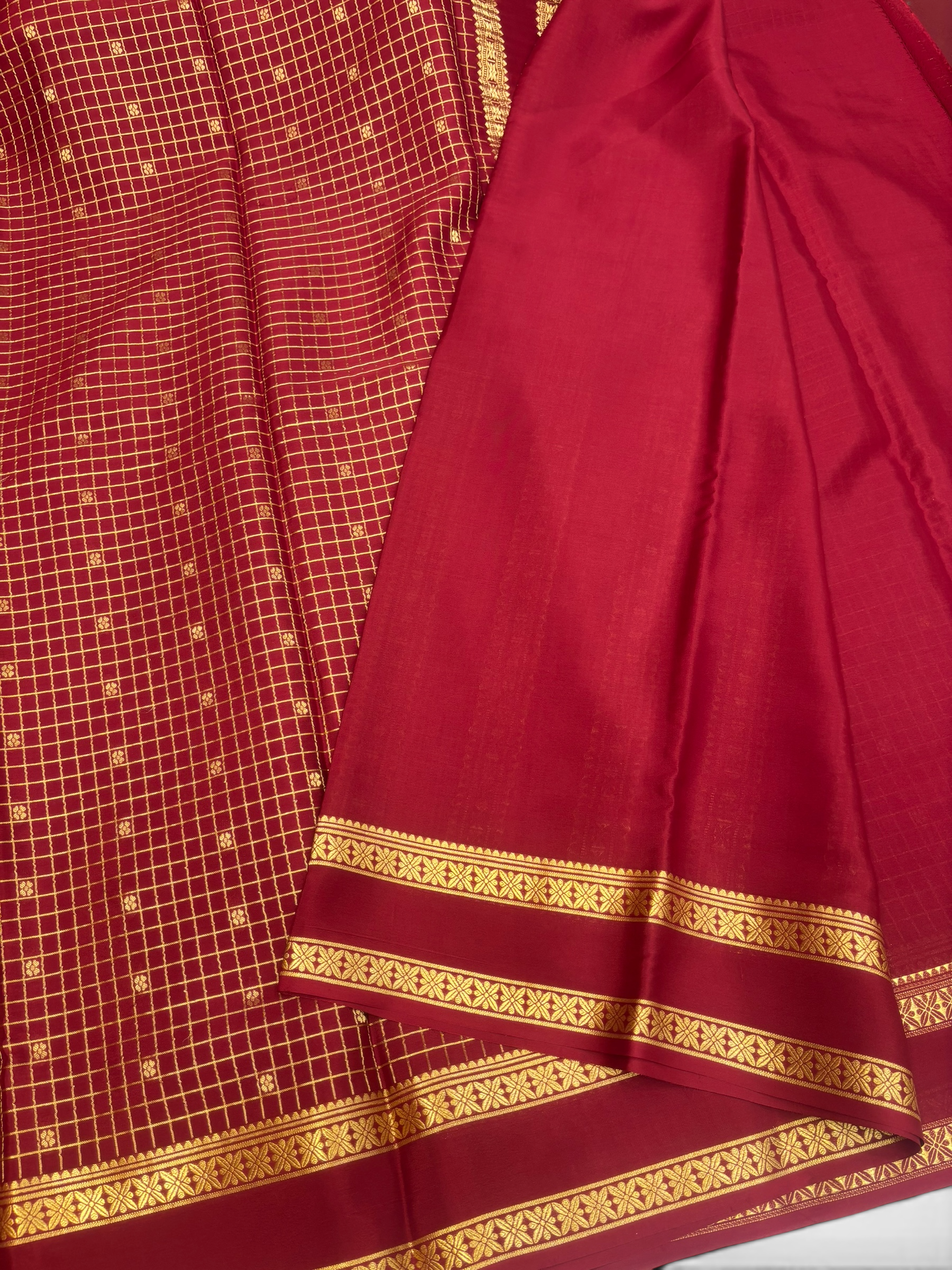 Pure Crepe Silk Chex Maroon Saree with Bentex Border w/ Silk Mark (PSE6958)