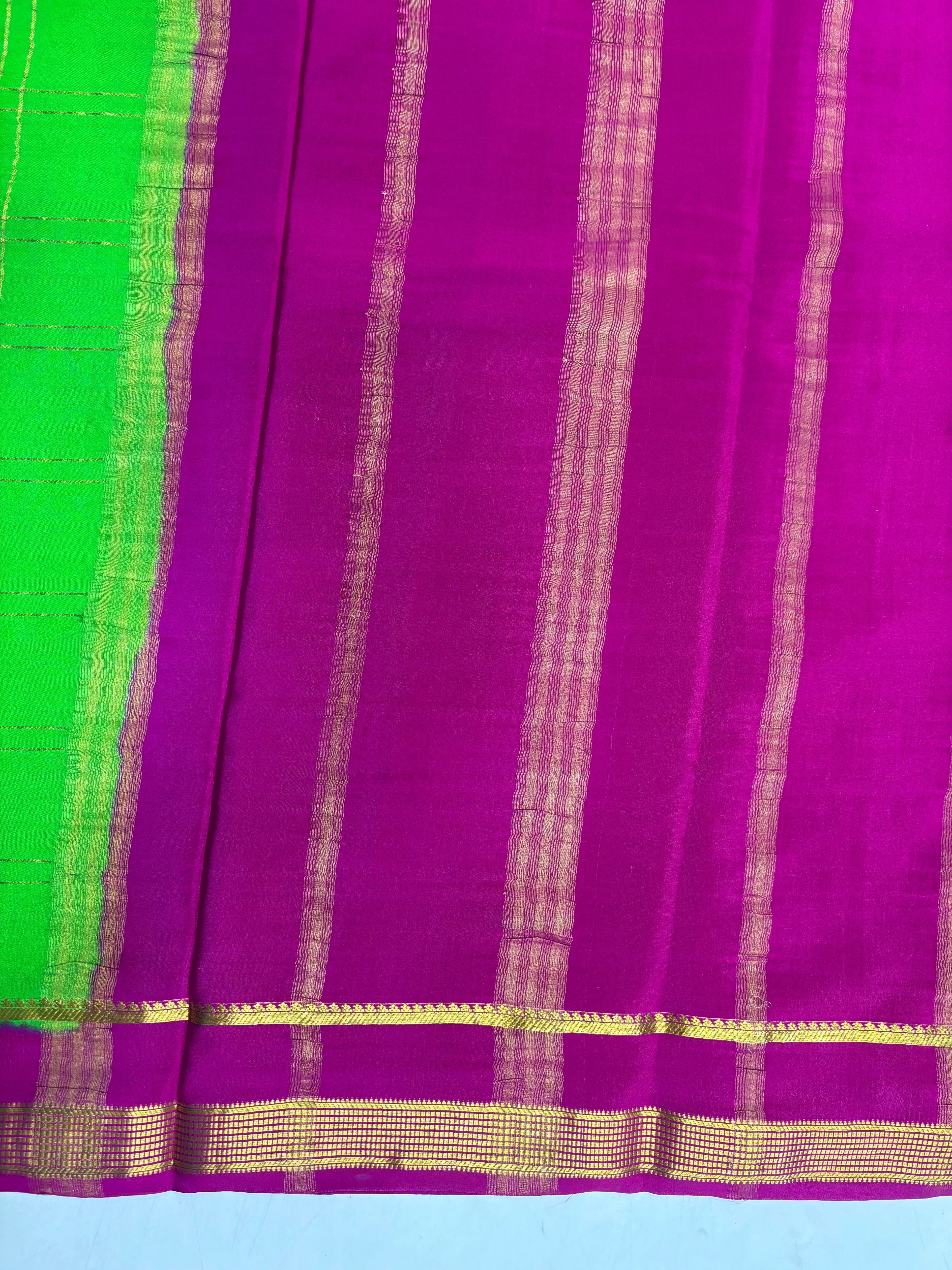 Pure Crepe Silk Chex Saree With Silk Mark (574)