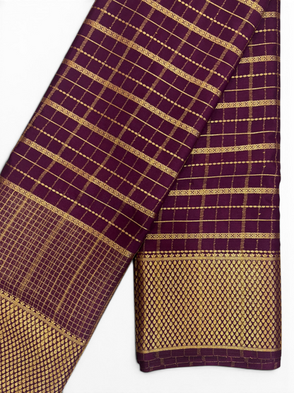 Premium Crepe Silk Self Wine Chex Saree (SMI6941_4)