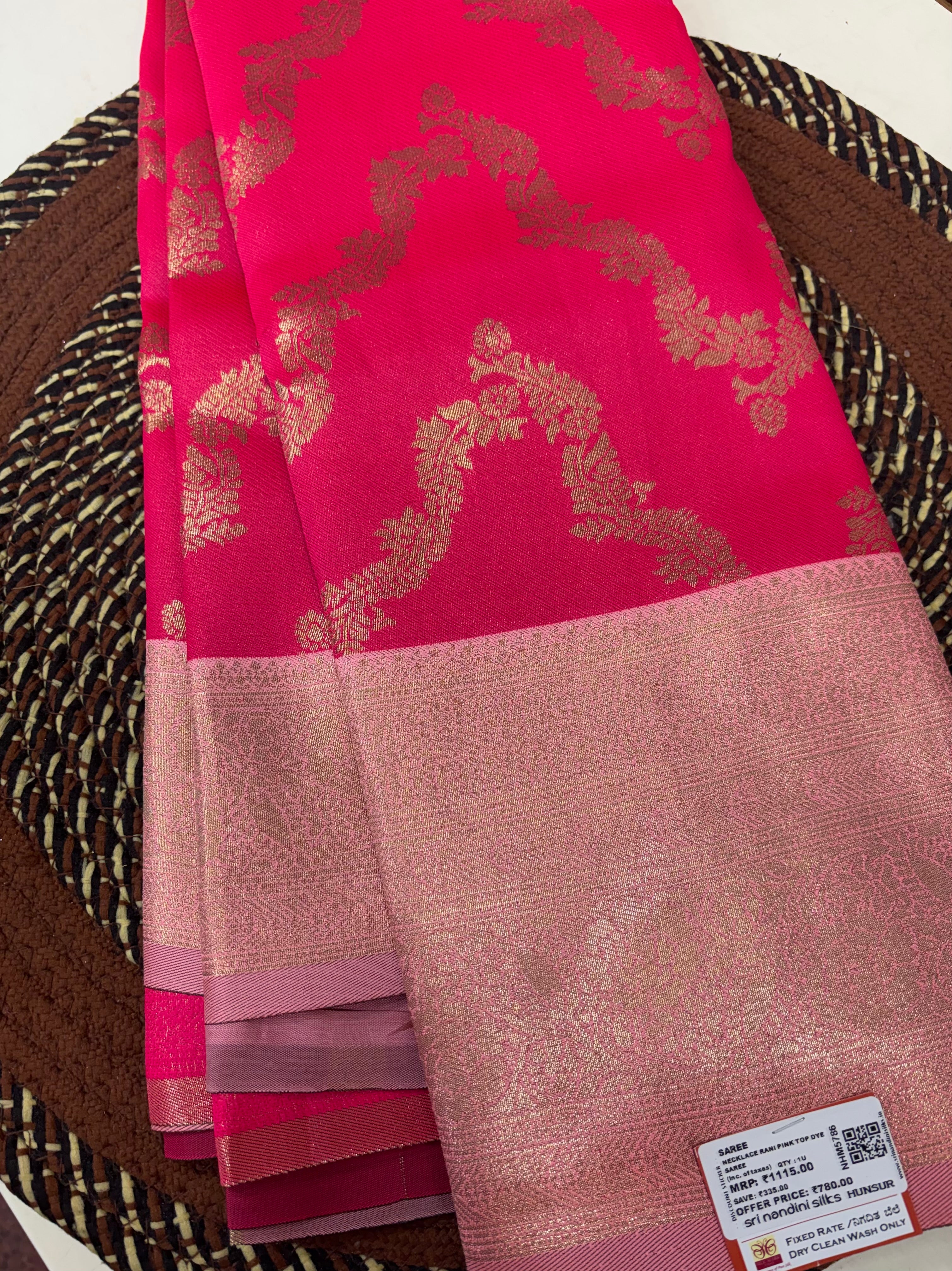 Trending Necklace Design Rani Pink Saree (NHM5786)