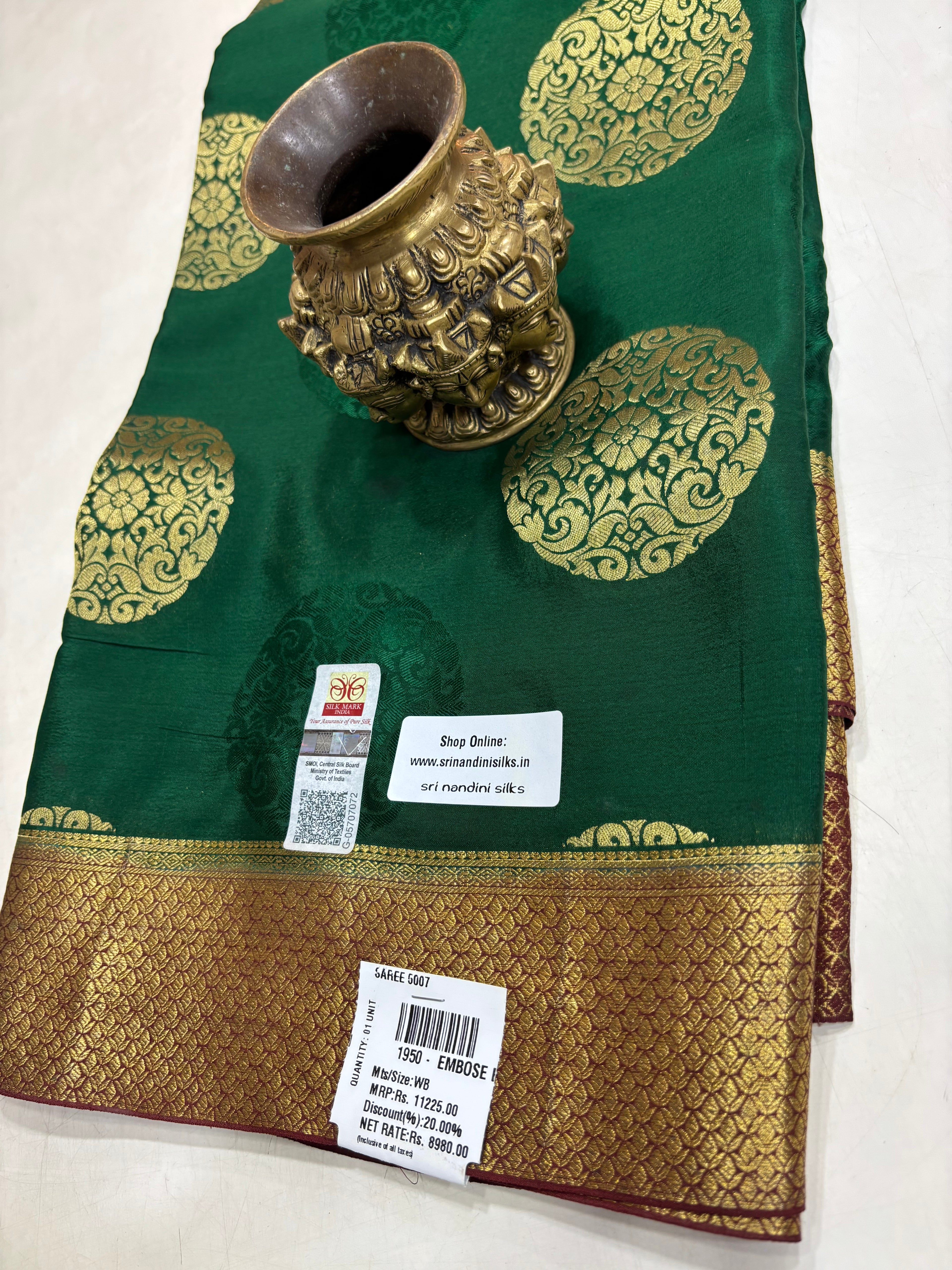 Embose Pure Crepe Silk Saree With Silk Mark (1950)