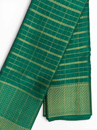 Premium Crepe Silk Self Teal Green Chex Saree (SMI6941_5)