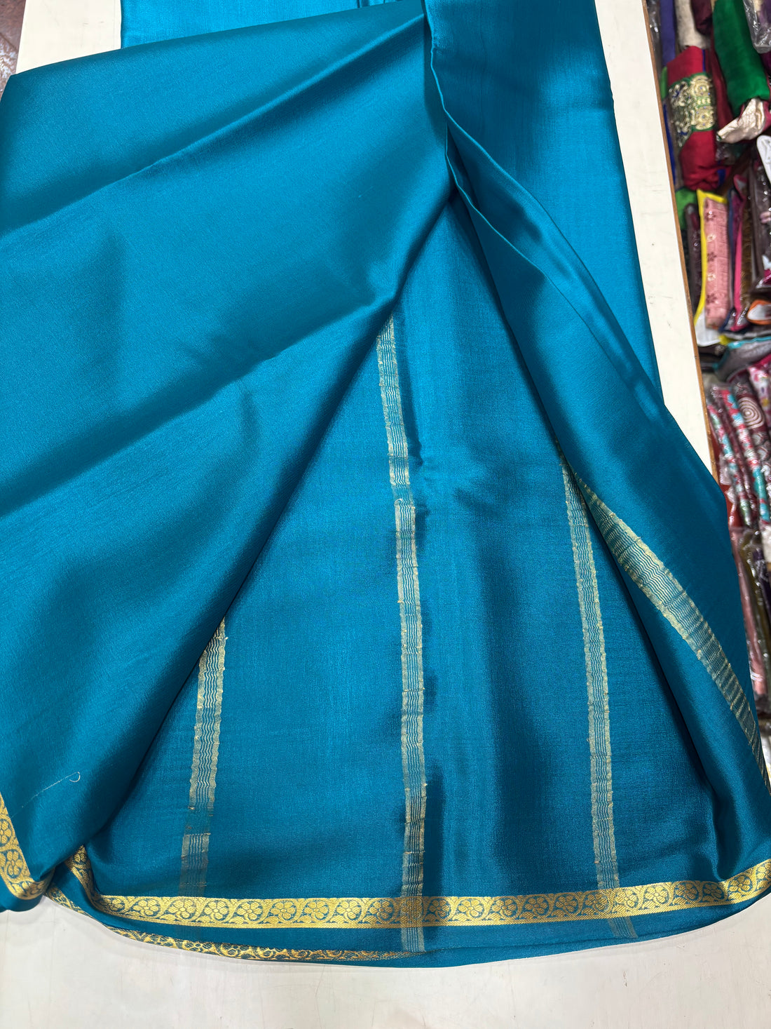 Pure Crepe Silk Saree with Ornate Border w/ Silk Mark (PSE6569)