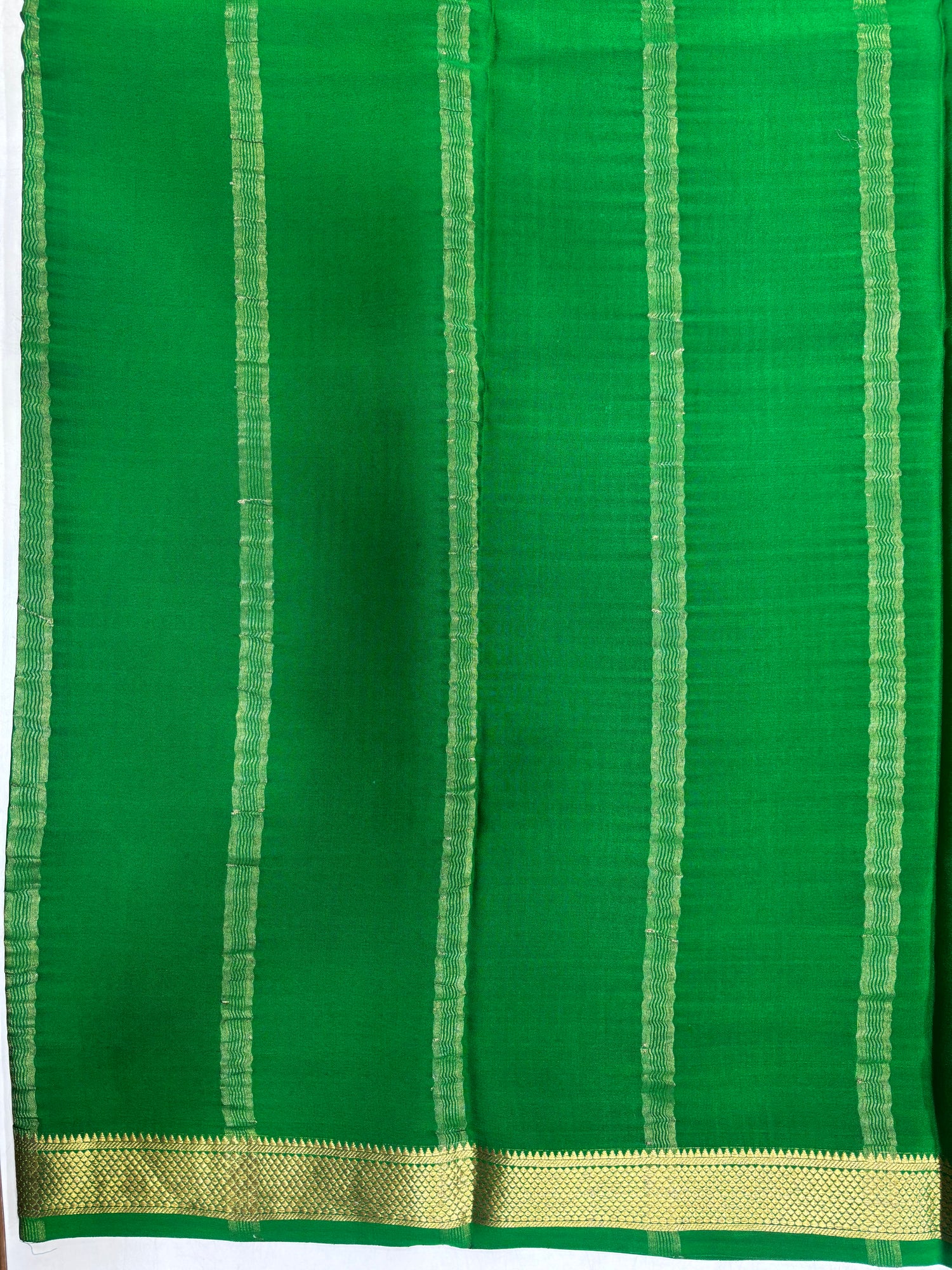 Red Pure Crepe Silk Small Chex Saree With Silk Mark (3431)