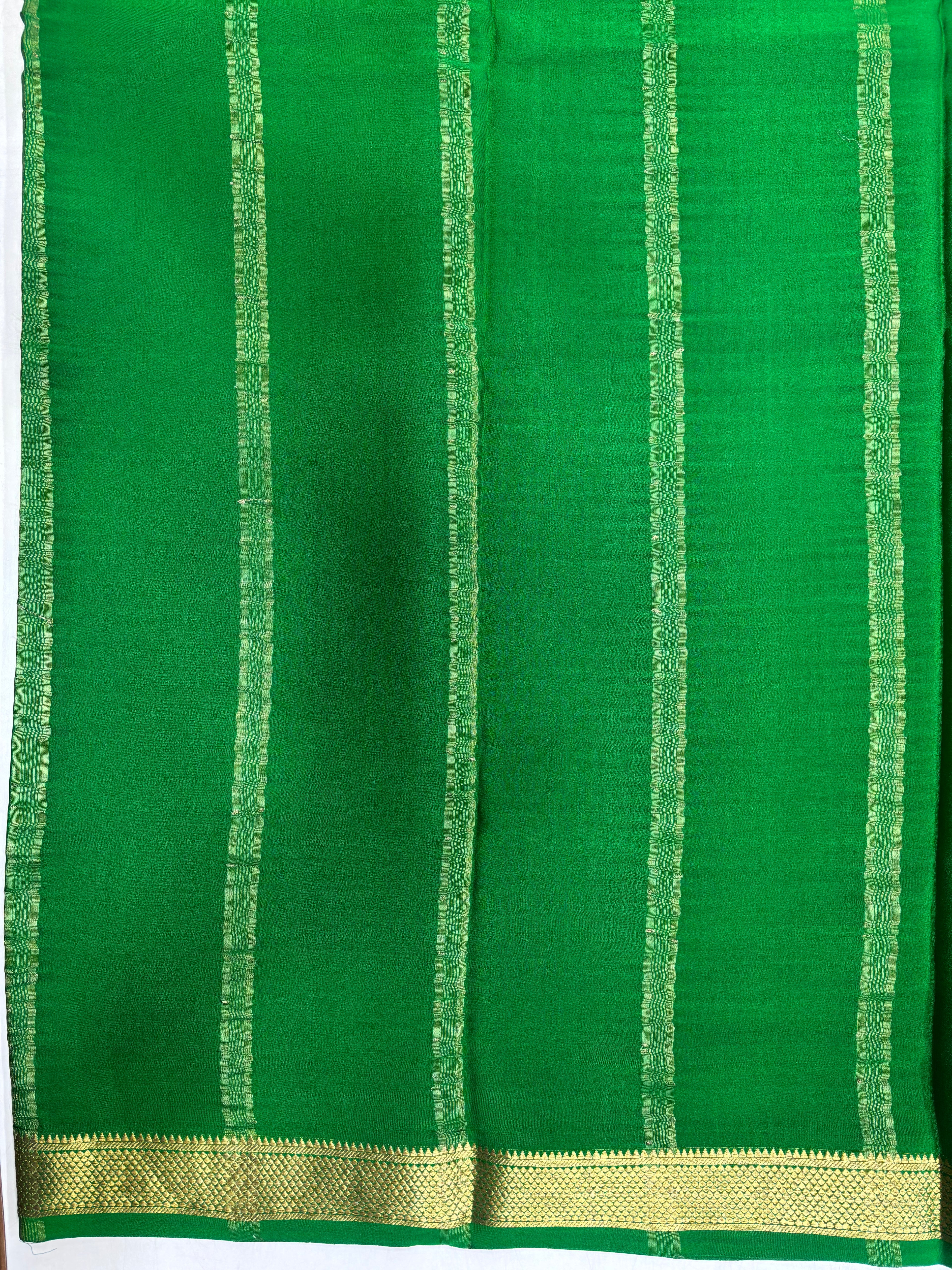 Red Pure Crepe Silk Small Chex Saree With Silk Mark (3431)