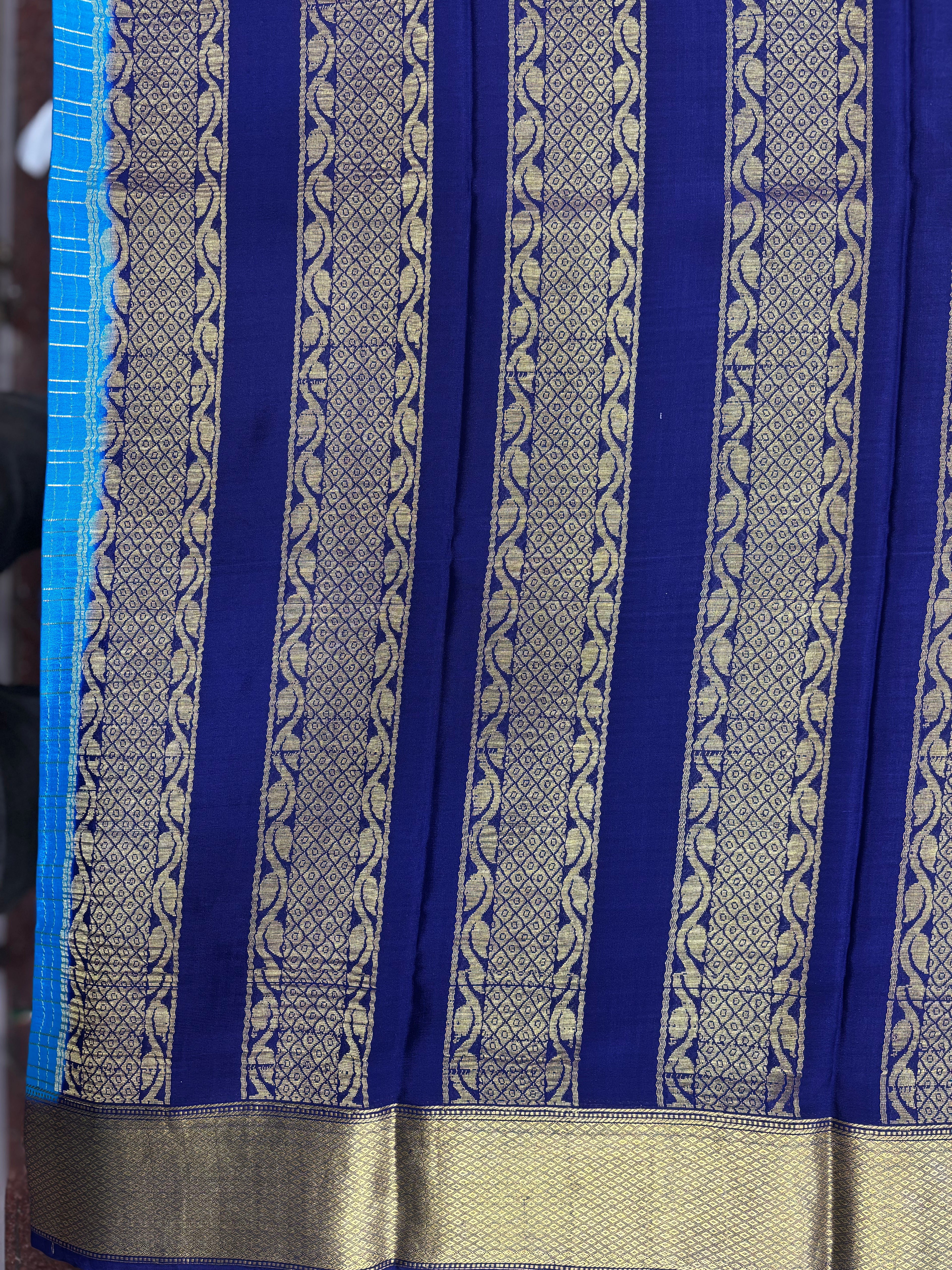 Pure Crepe Silk Chex Saree With Silk Mark (1985)