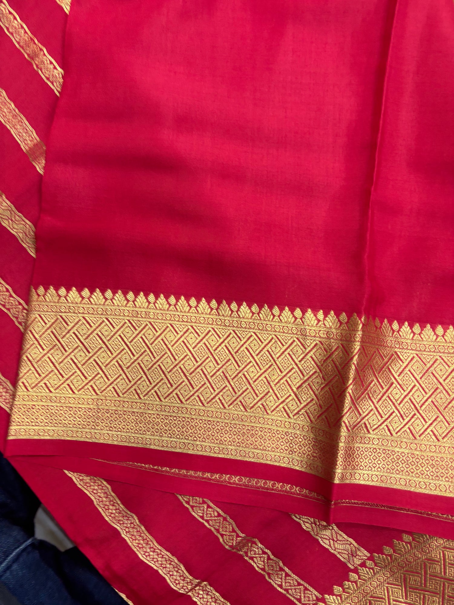 Pure Crepe Silk Chex Saree With Silk Mark (GH4423)