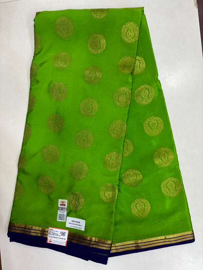 Pure Crepe Silk Body Motif Saree With Silk Mark (1943)